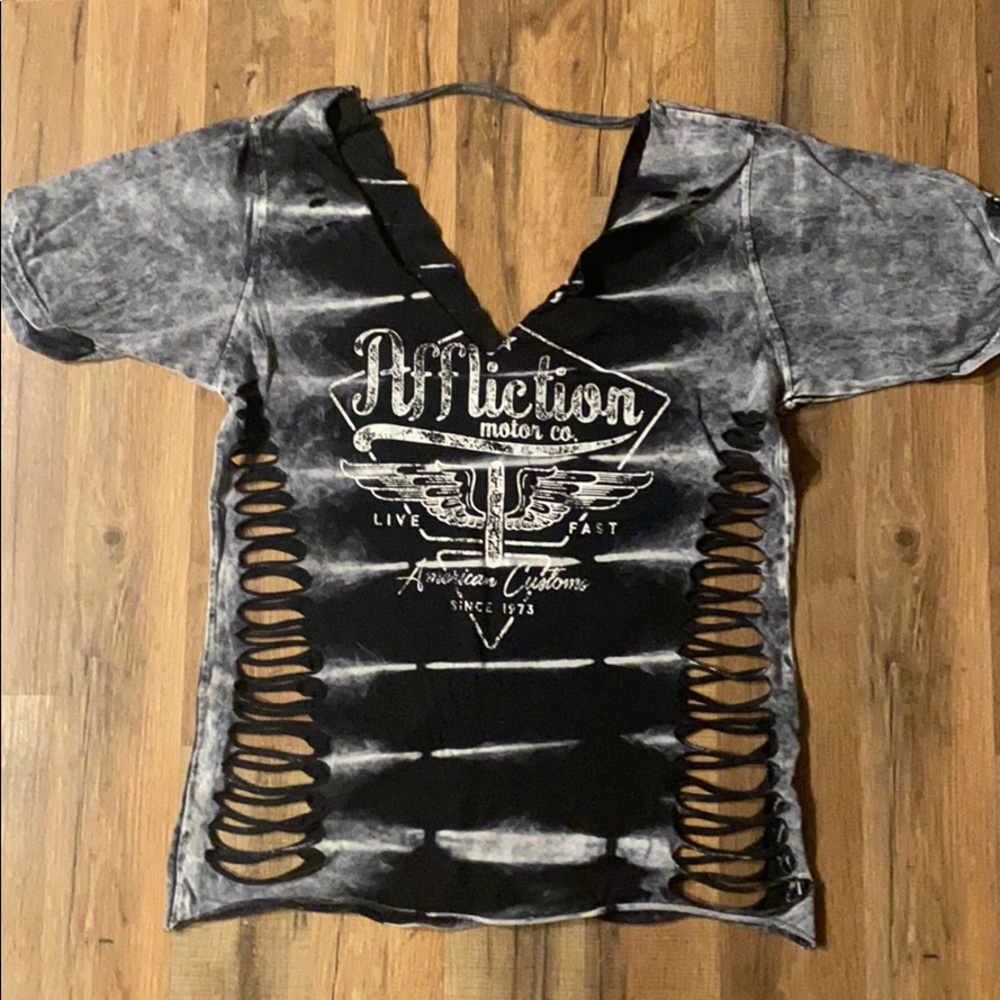 Affliction shirt